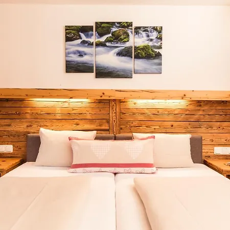 Matreier Tauernhaus 3*