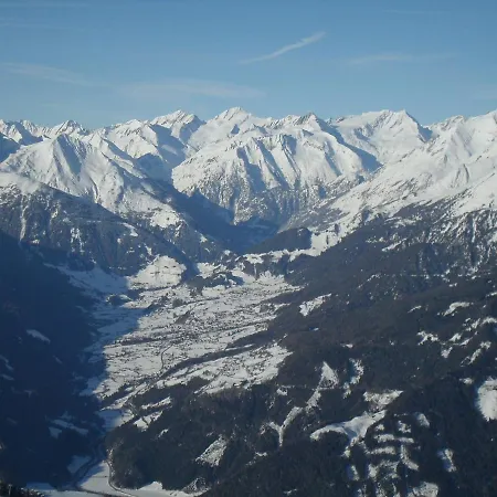Matreier Tauernhaus Konukevi